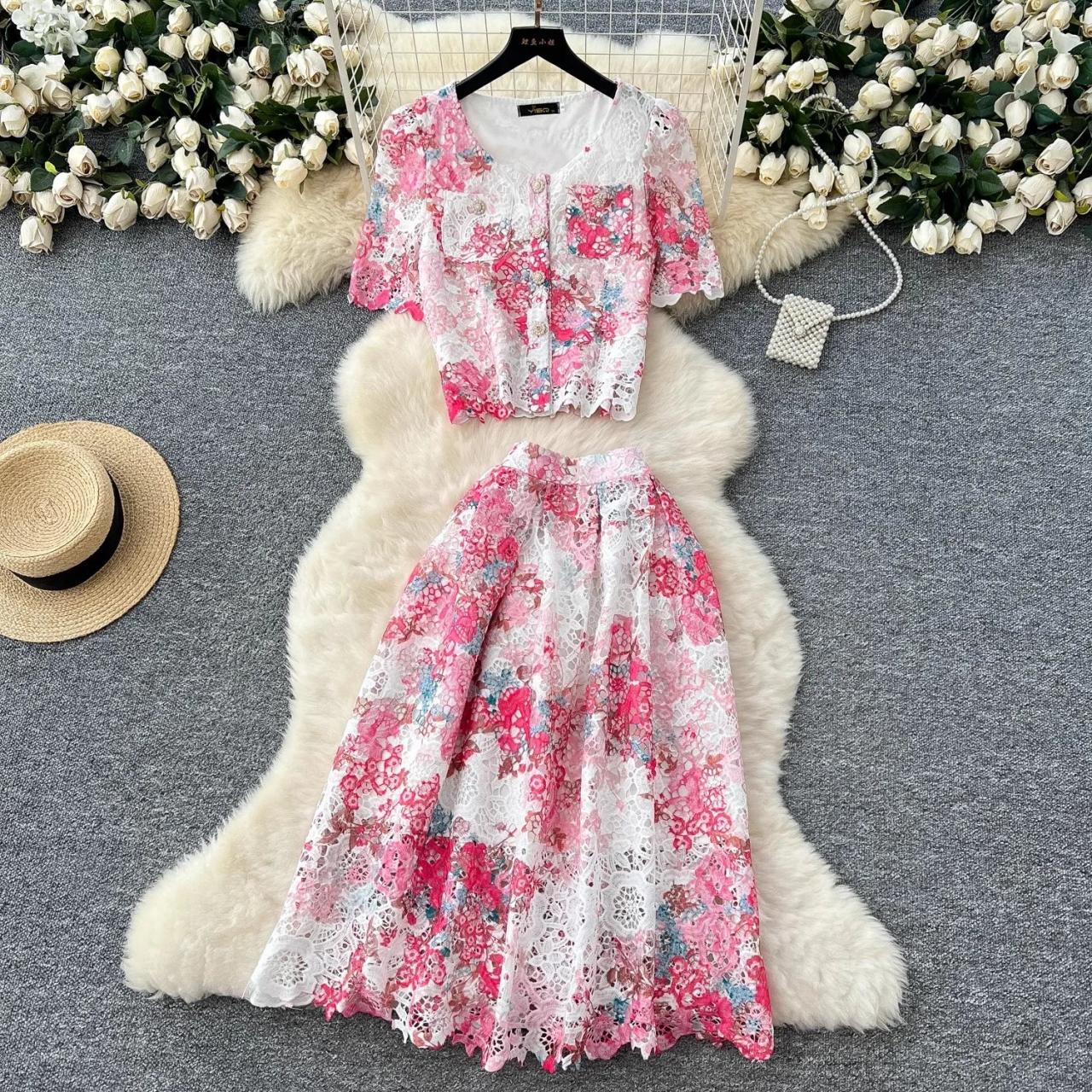 Floral Lace Top And Skirt Two-piece Outfit