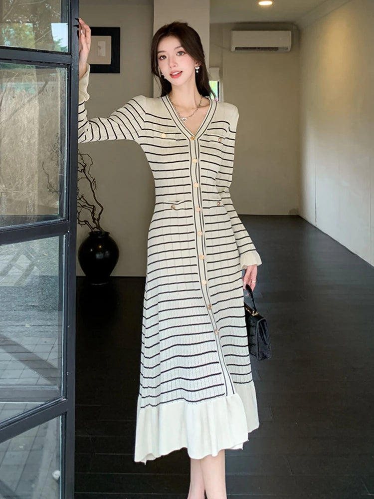 champagne velvet dress long sleeve Sheath/Column Off-the-shoulder Long Sleeves Velvet luxury Evening Dresses Champagne